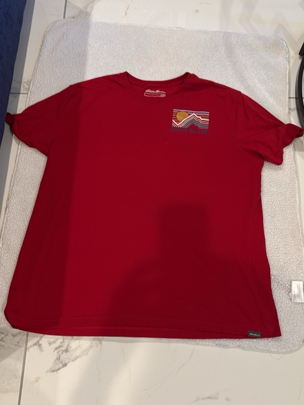 Eddie Bauer Red Short Sleeve Tee with Sunset Pocket Graphic
